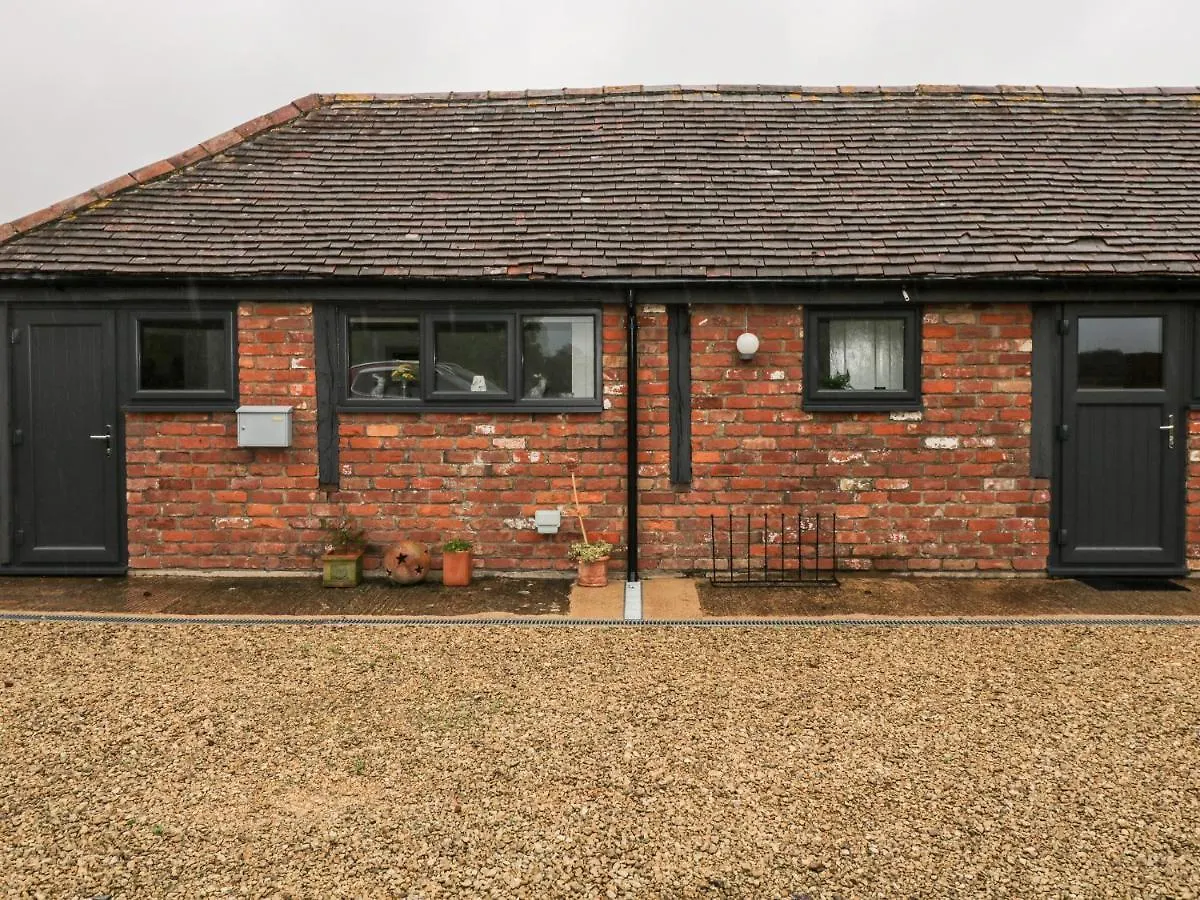 Grove Cottage Gloucester 0*,  United Kingdom
